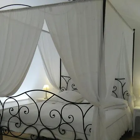 Couette-café Arcobello 4*